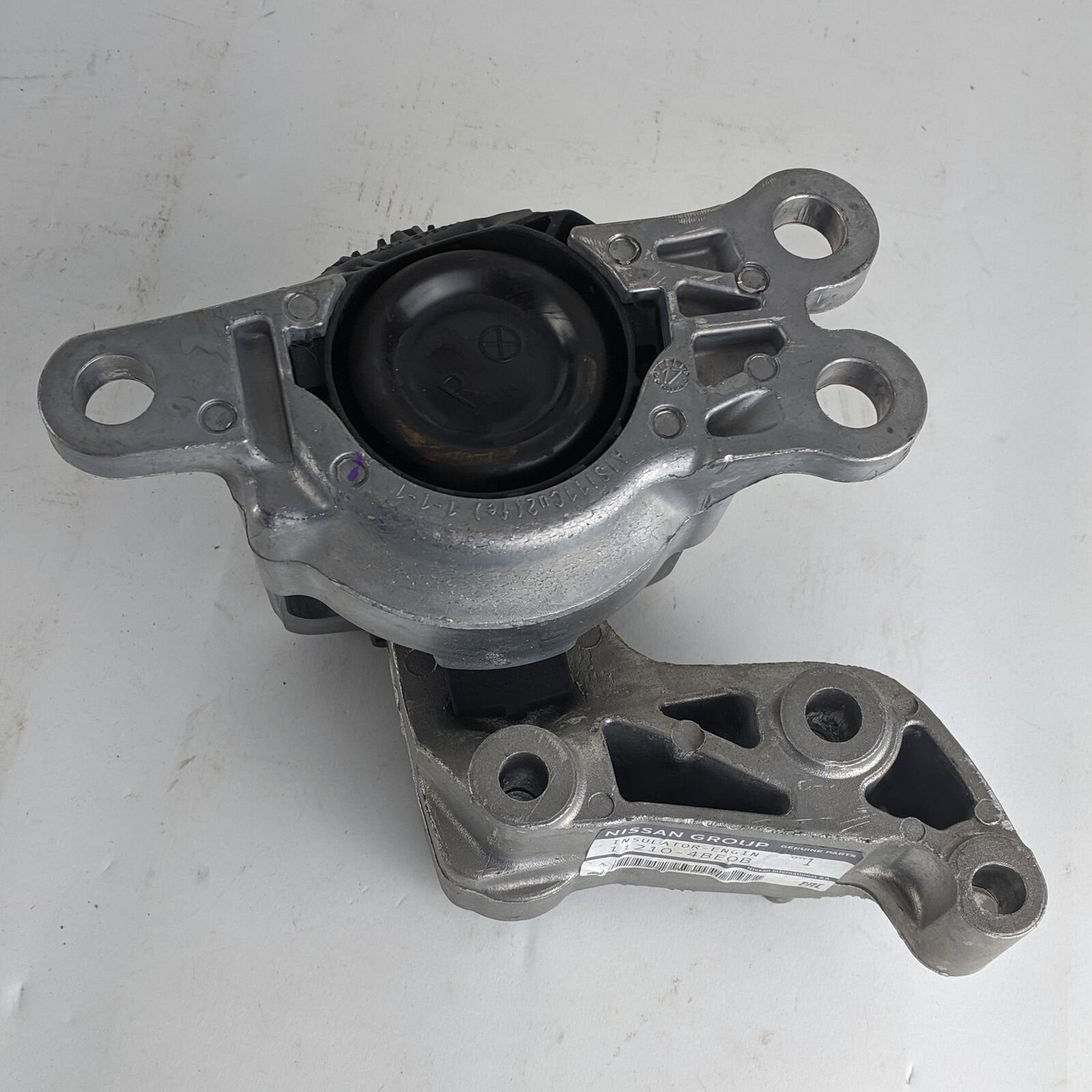 NİSSAN X TRAİL XTRAİL  T32 1.6 DCİ SAĞ MOTOR TAKOZU KULAĞI NİSSAN X TRAİL XTRAİL  T32 1.6 DCİ ÜST KAPAK CONTASI 1327000Q0G 13270-00Q0G