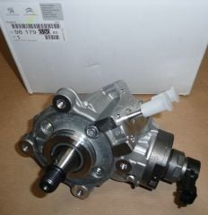 PEUGEOT RİFTER 1.5 BLUEHDİ  MAZOT POMPASI 9817903080