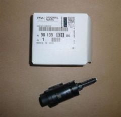 CITROEN PEUGEOT JUMPY EXPERT YM FREN PEDAL MÜŞÜRÜ SENSÖRÜ 9813503180